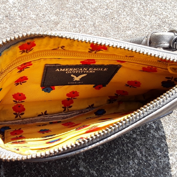 American Eagle Purse - Picture 2 of 2